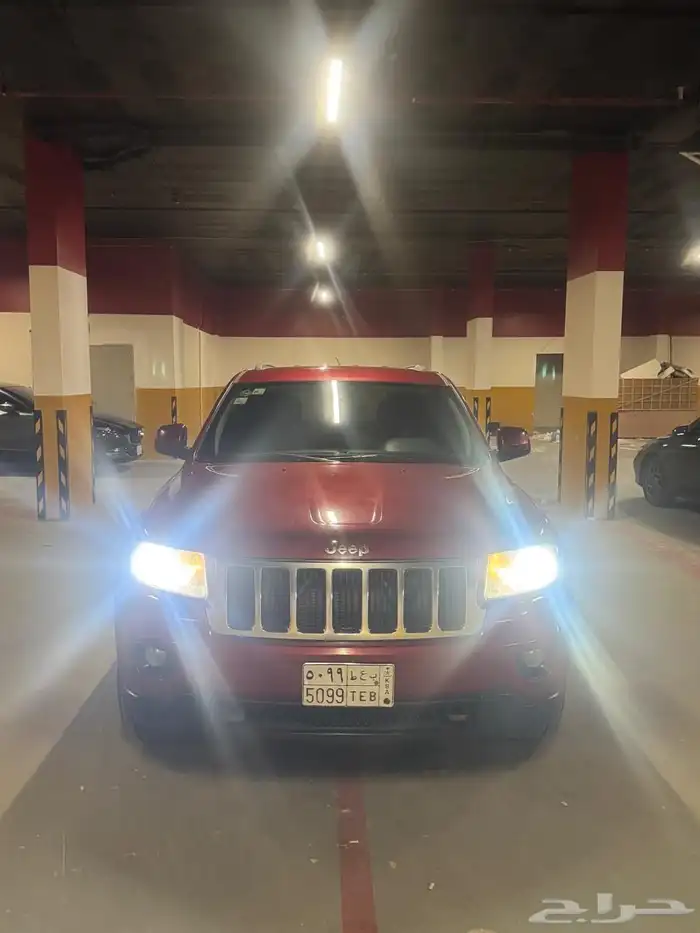 للبيع جيب جراند شروكى لاريدو 2011 6