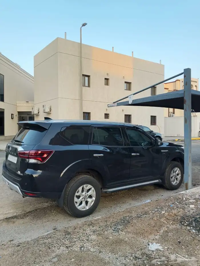 للبيع سيارتين تويوتا ونيسان جديده 22