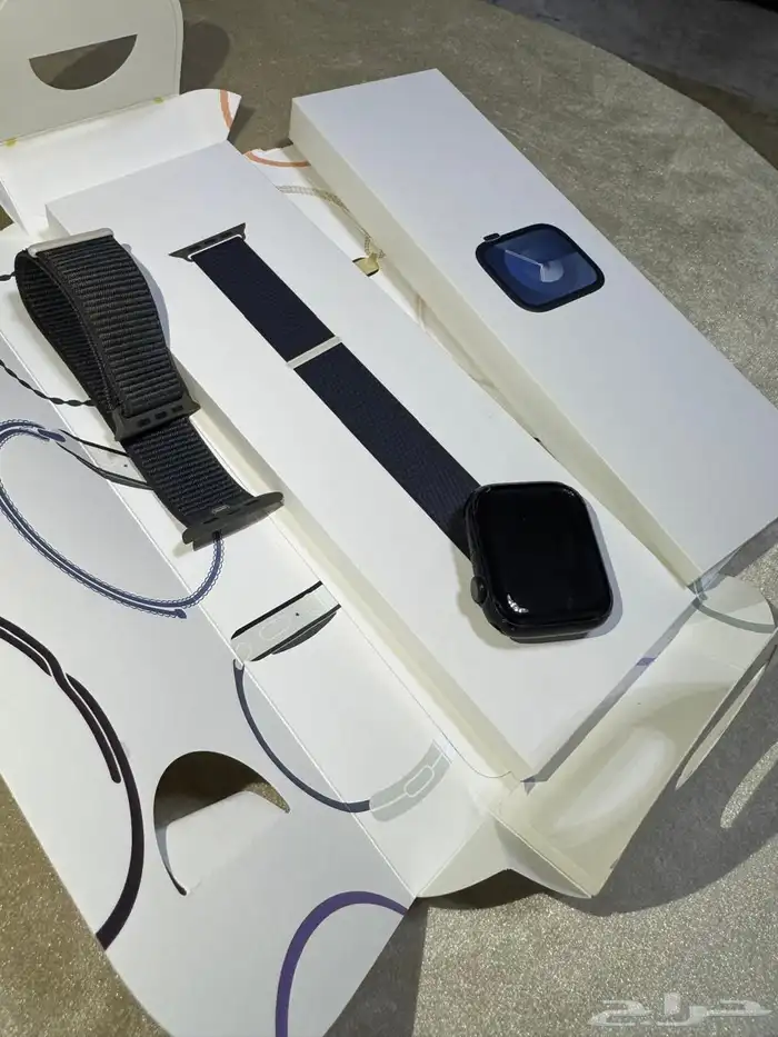 للبيع او للبدل ساعة ابل اصدار 9 (45 مم) 6