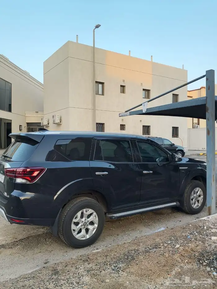 للبيع سيارتين تويوتا ونيسان جديده 19