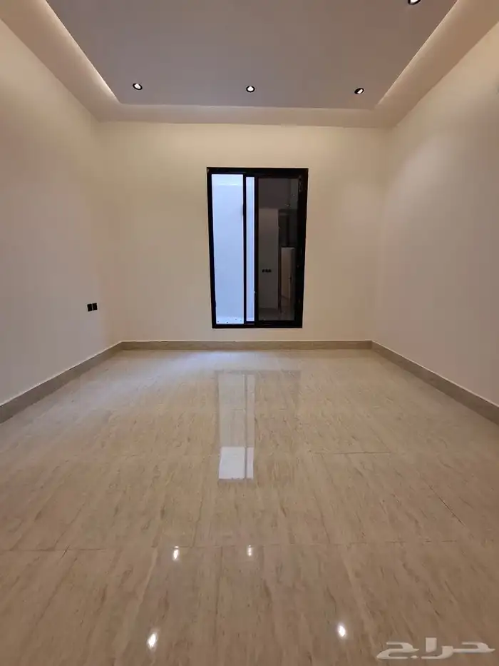 دور أرضي   دور علوي مع شقه حي بدر المزيني 9