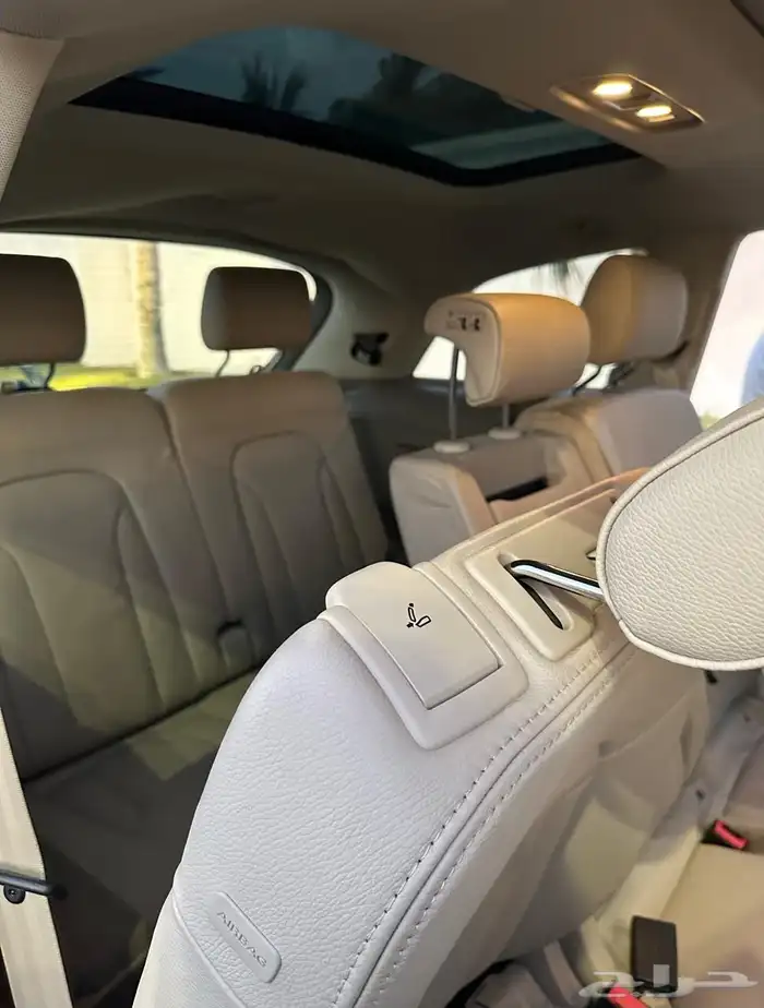 اودي Q7 نظيف 2011 12