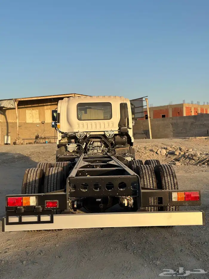 شاحنه ايسوزو 20 طن شاسيه 7.16م - 2025 2