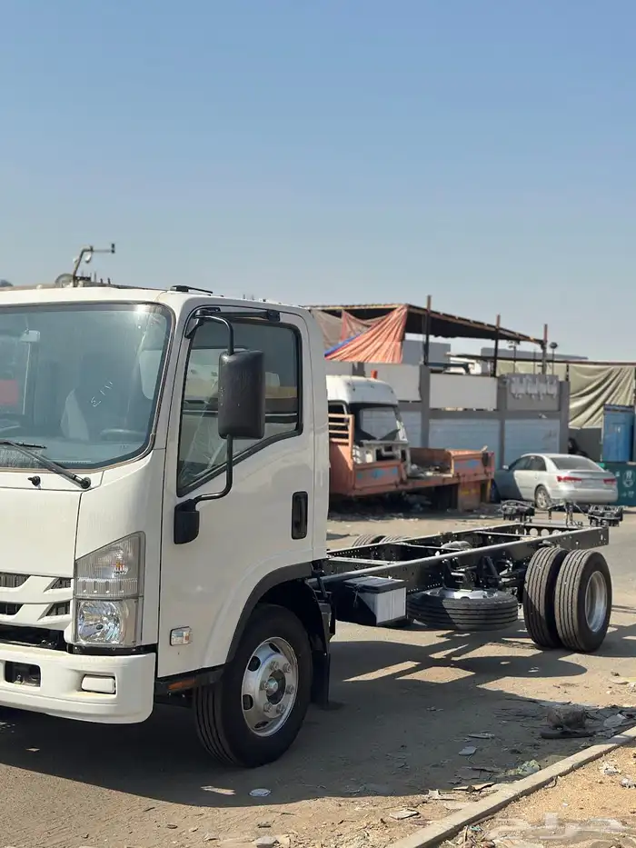 ايسوزو دينه 5 طن شاص طويل ديزل 2