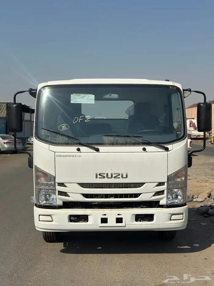 ايسوزو دينه 5 طن شاص طويل ديزل 0