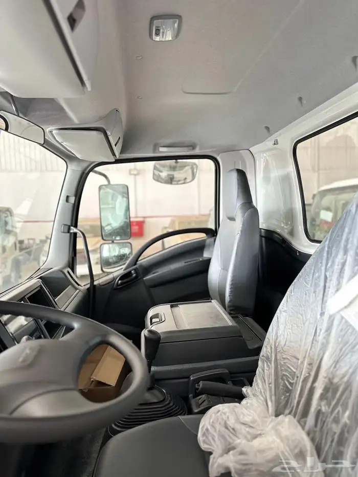 ايسوزو 7.5 طن FRR شاصيه 6.80م موديل 2025 11