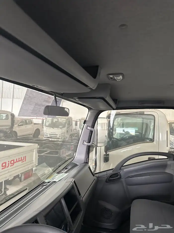دينا ايسوزو 6 طنNQR75M شاسيه طويل 6.10م -2025 11