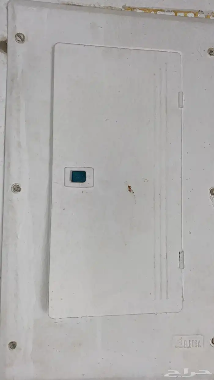 طبلون كهرباء 18 خط شبه جديد وطبلون ثاني 8 خط 1