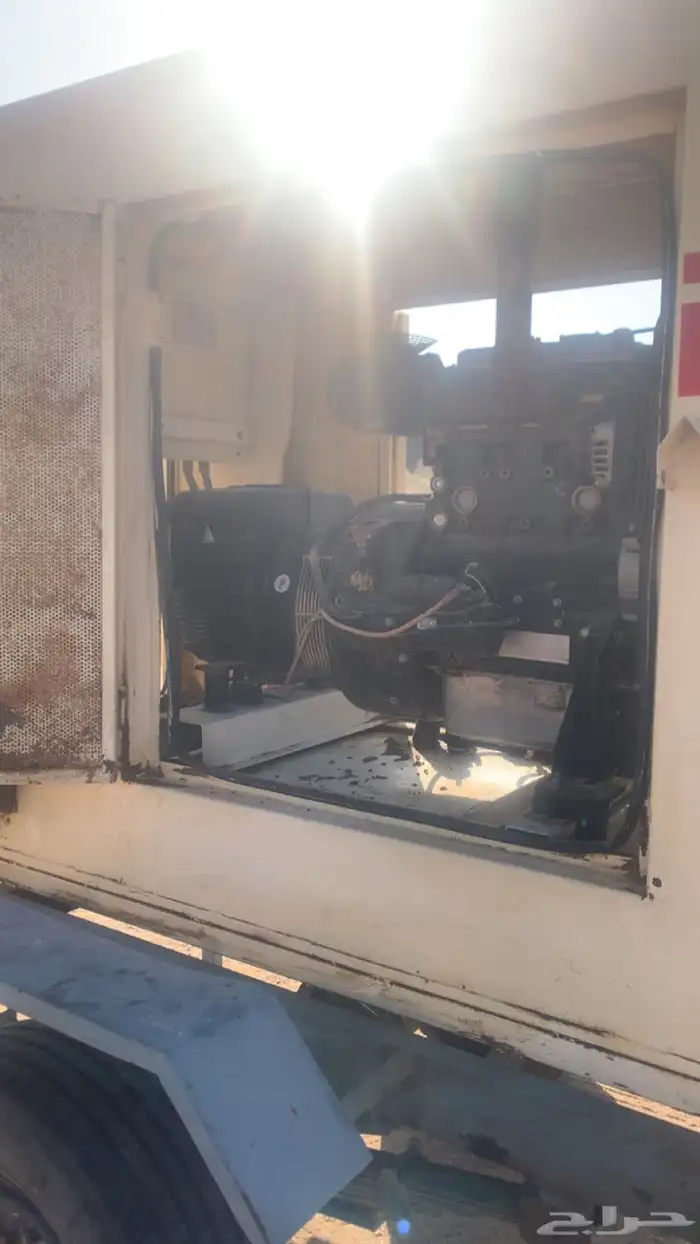 مكينه مولد كهرباء بيركنز 3