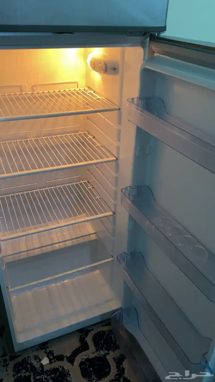للبيع ثلاجة تبريد 1