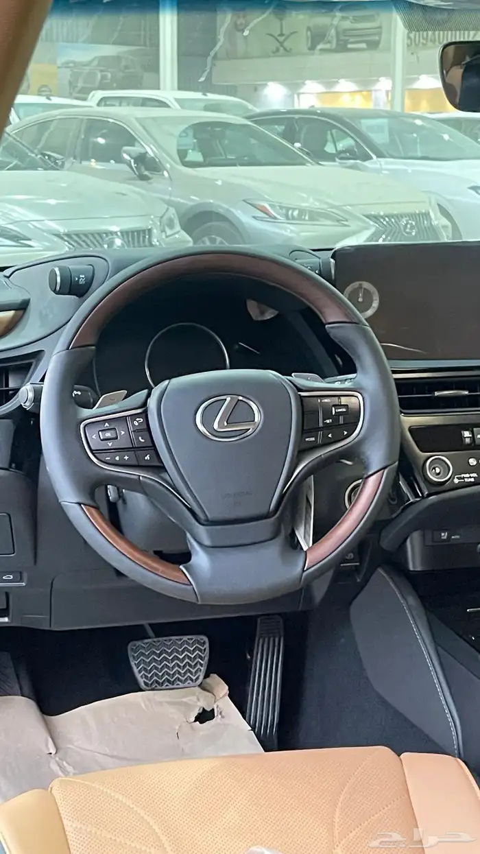 لكزس ES350 فئة CC بانوراما بريمي 2025 تشغيل عن بعد 7
