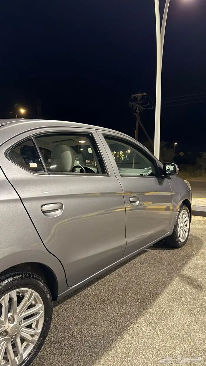 ميتسوبيشي اتراج 2021 جديد للبيع 11