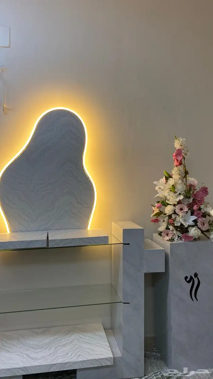 عربية ملكة 1