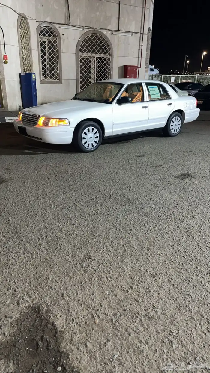 فورد فكتوريا بوليسي 2009 1