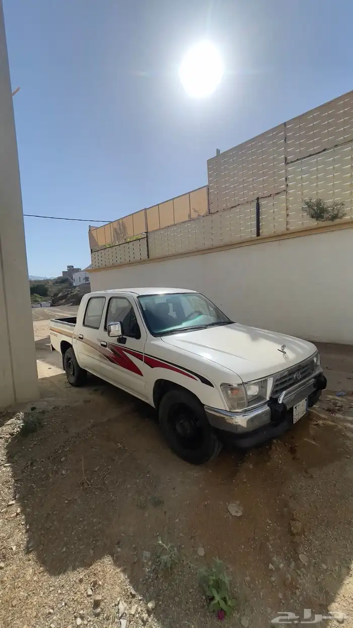 هايلوكس موديل 2001 للبيع 3