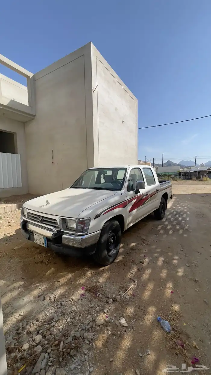 هايلوكس موديل 2001 للبيع 1