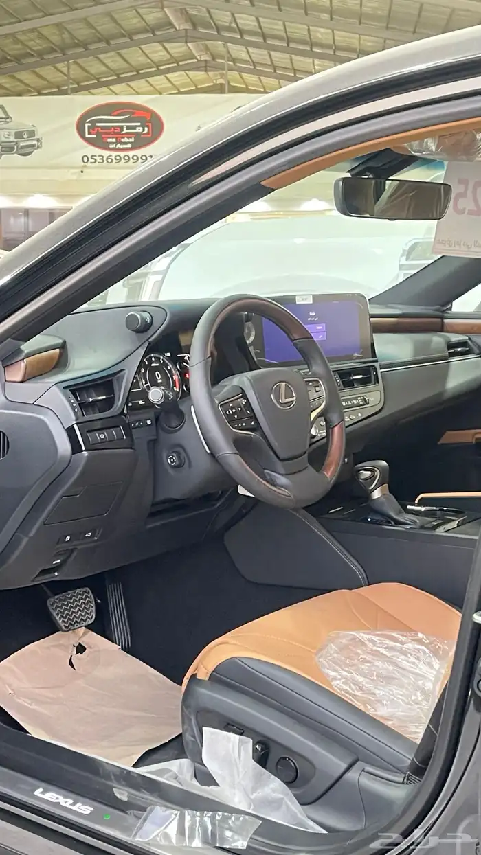 لكزس ES350 فئة CC بانوراما بريمي 2025 تشغيل عن بعد 9