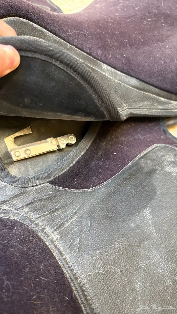 سرج للبيع بدون حزام وركبات 4