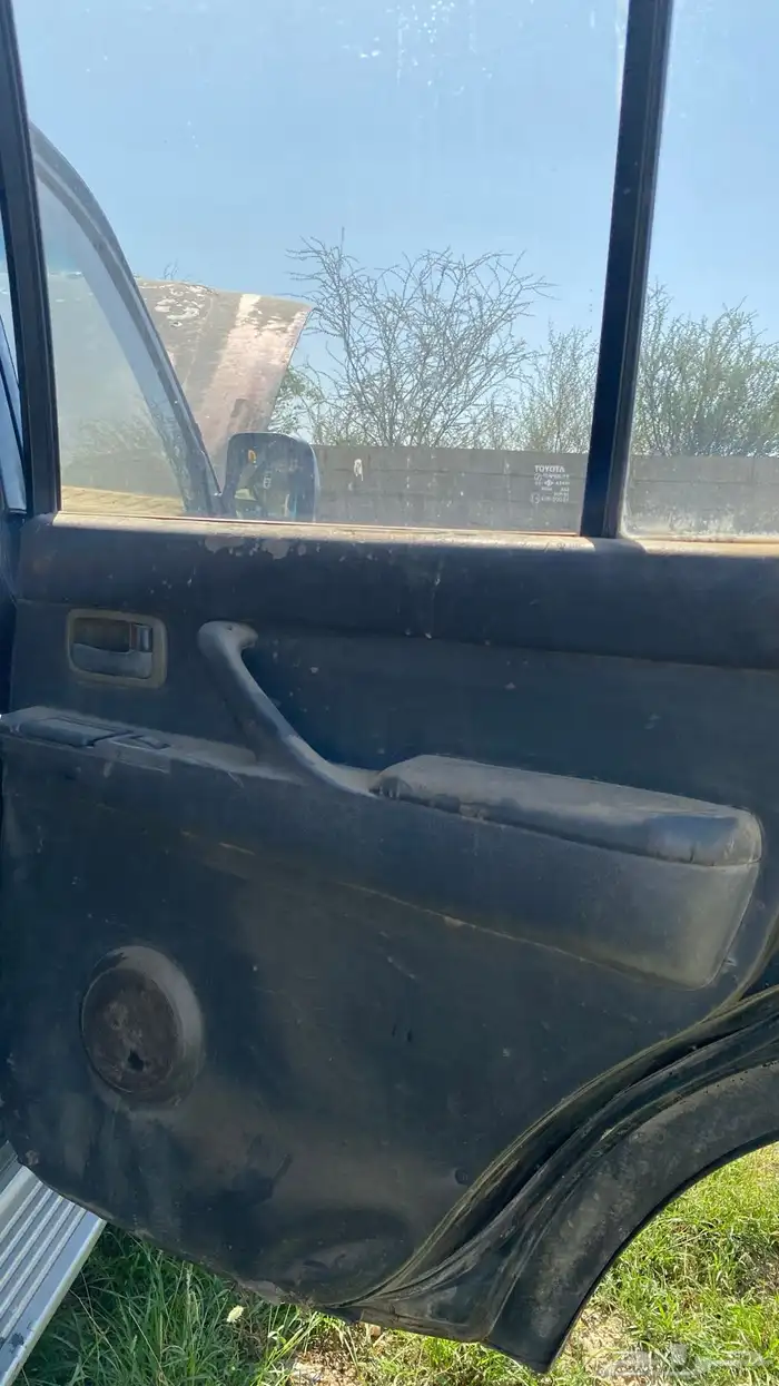 لاند كروزر 93 0