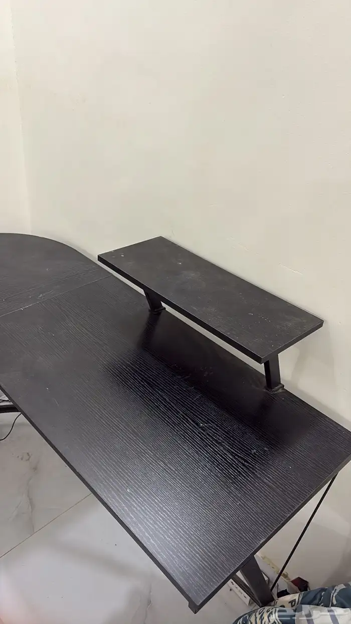 طاوله قيمنق 8