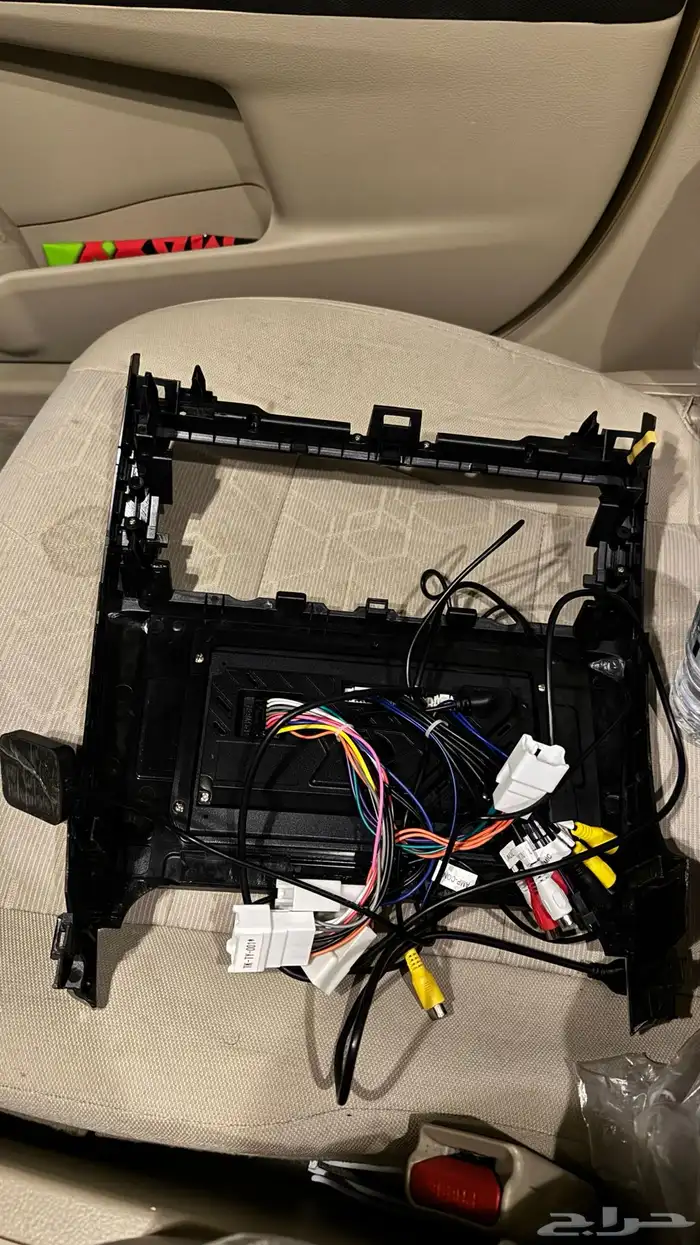 شاشة كامري 2012 1