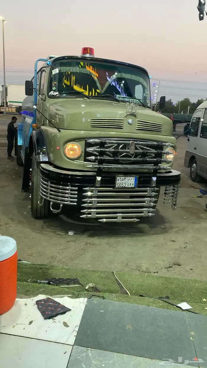 عايدي وايت موديل 82 0