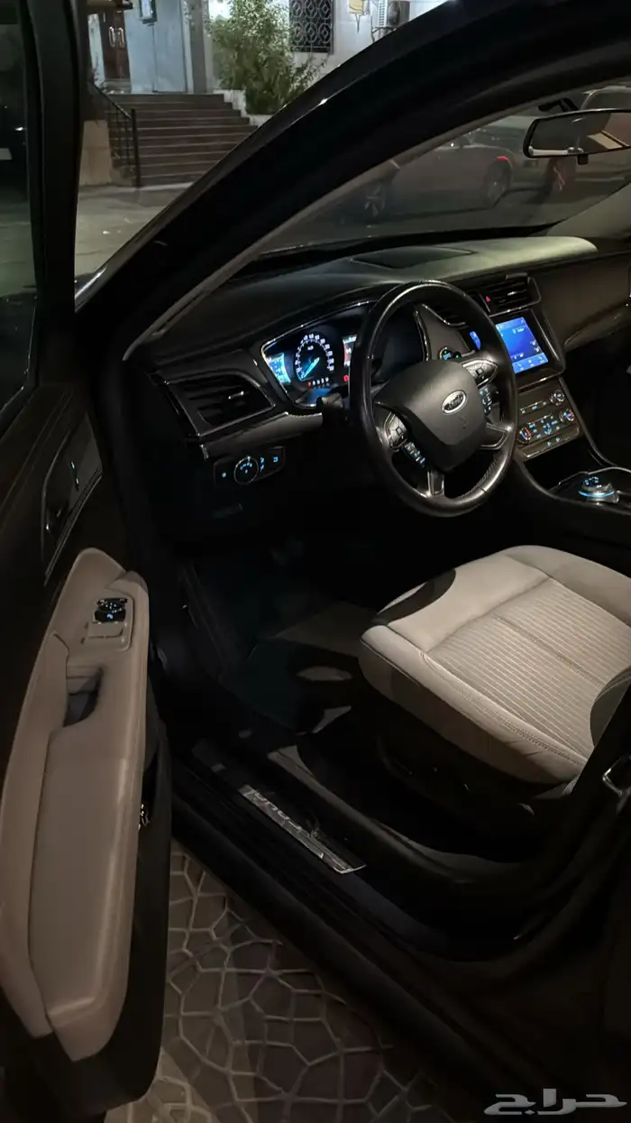 فورد توروس 2022 27