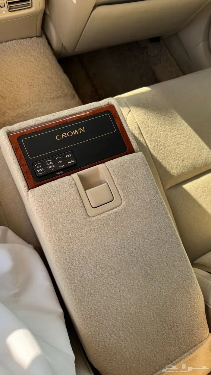 تويوتا كراون 25