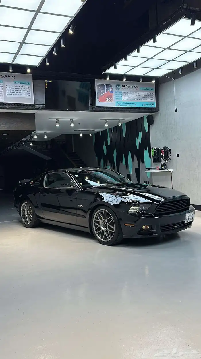 موستنج 2013 اسود قير عادي 8V 8