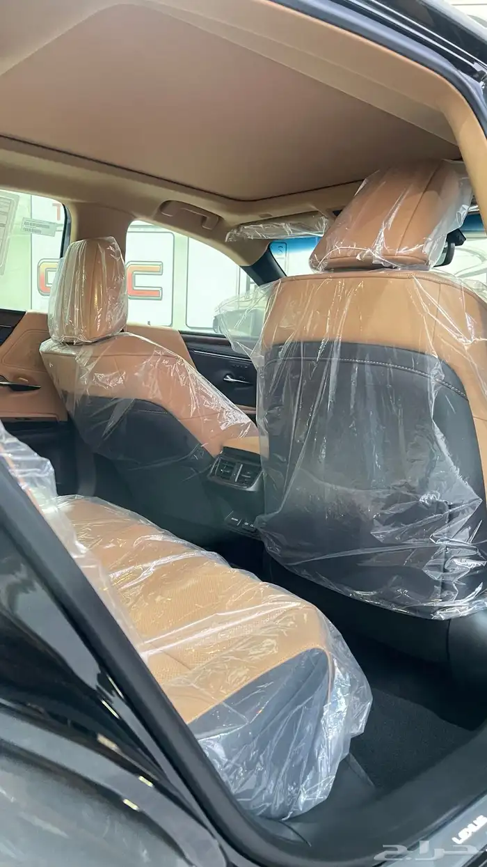 لكزس ES350 فئة CC بانوراما بريمي 2025 تشغيل عن بعد 11