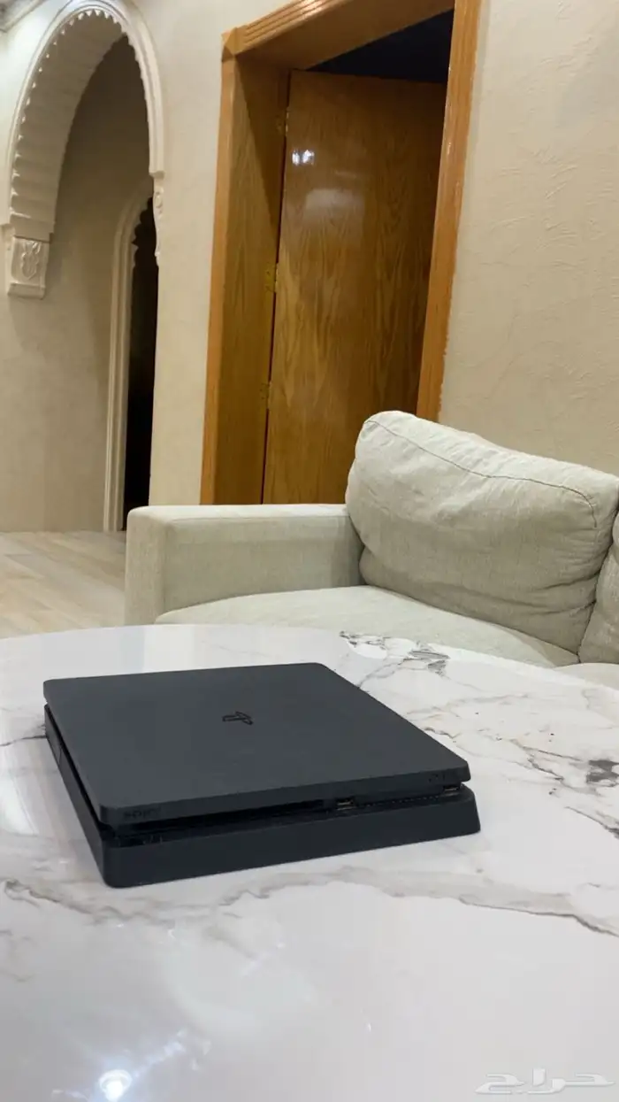 سوني 4 للبيع نظيف وما انفك 7