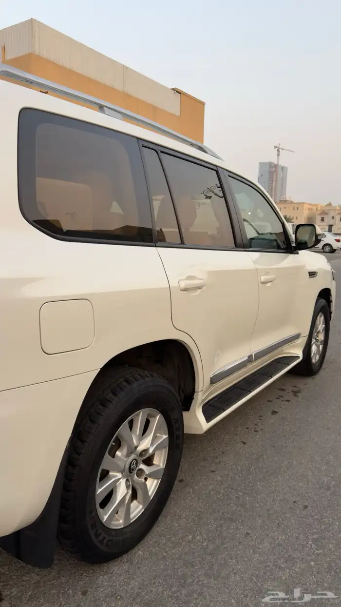 جيب لاندكروزر 2021 GXR دبل 6 سلندر نظيف 7