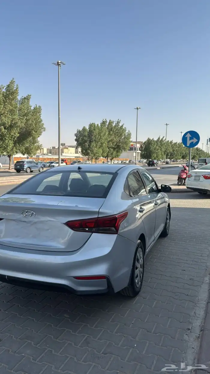 للبيع اكسنت 19 3