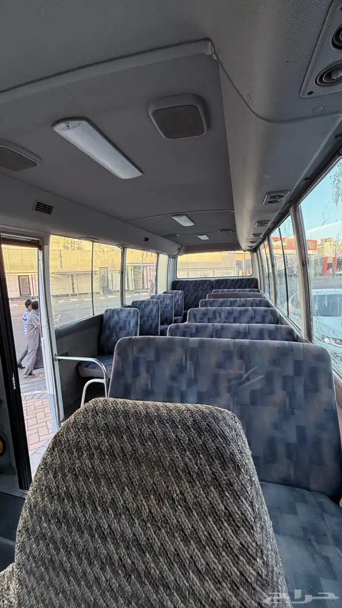 للبيع باص نيسان سلفيان 6