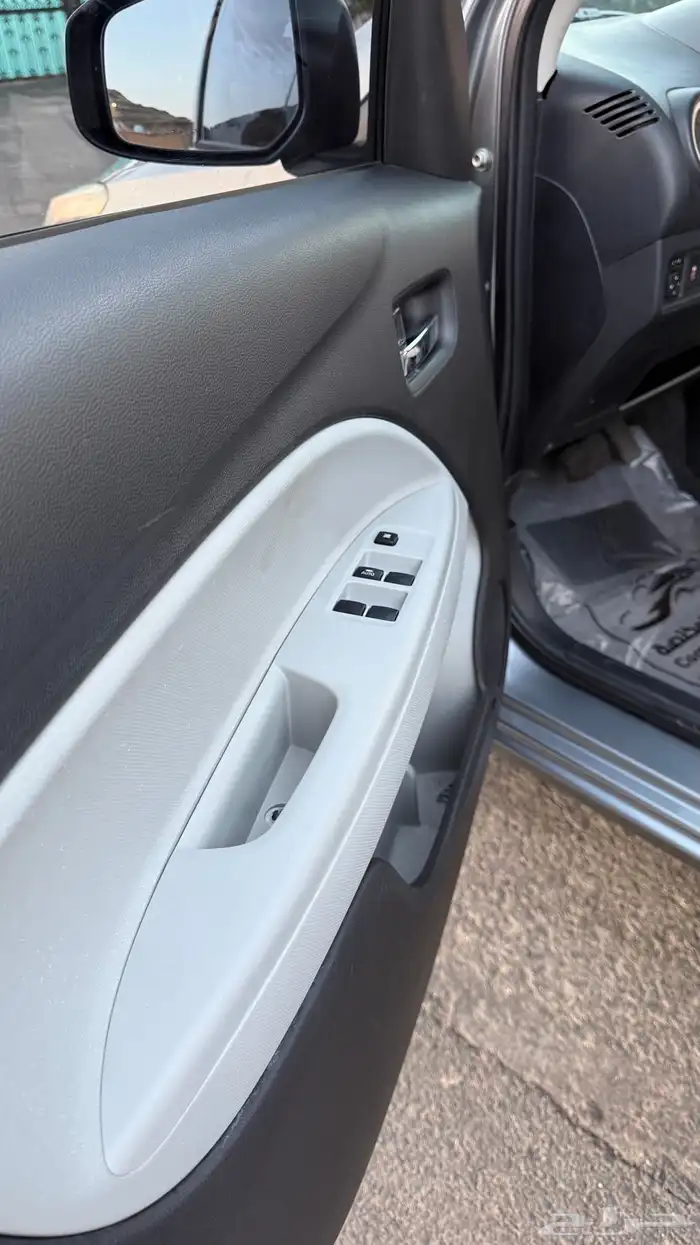 ميتسوبيشي اتراج 2021 جديد للبيع 29