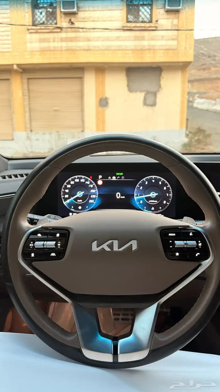 كيا K8 موديل 2022 فل اوبشن بحالة الوكالة- V6- 10