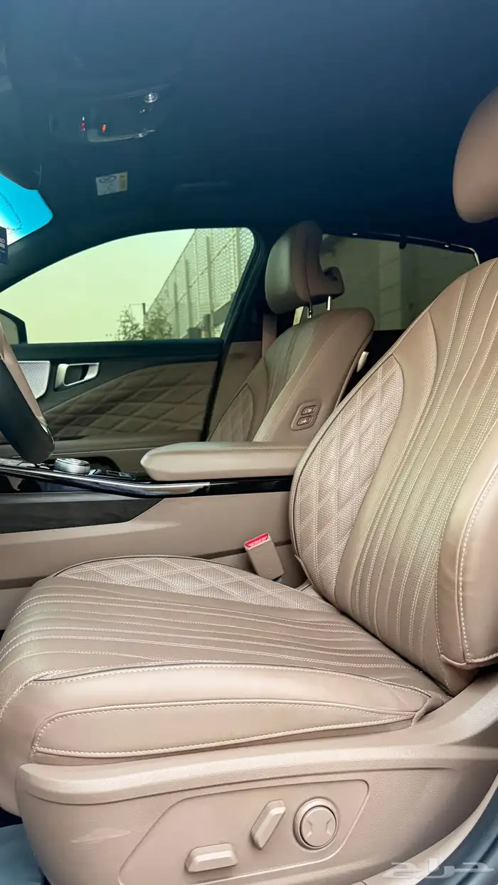 كيا K8 موديل 2022 فل اوبشن بحالة الوكالة- V6- 17