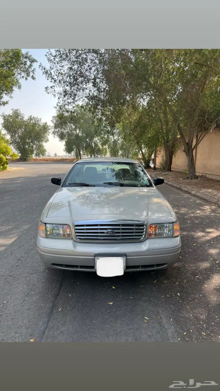 فور - كراون فكتوريا 0