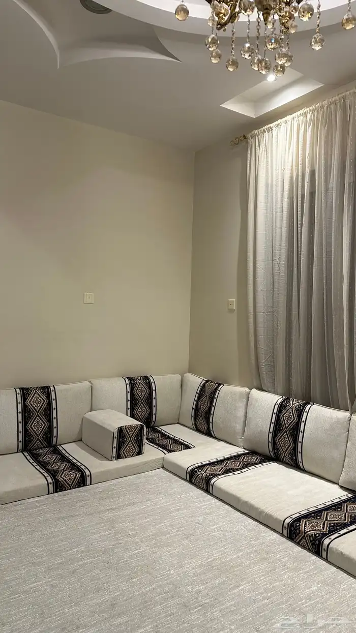 جلسة ارضية 2