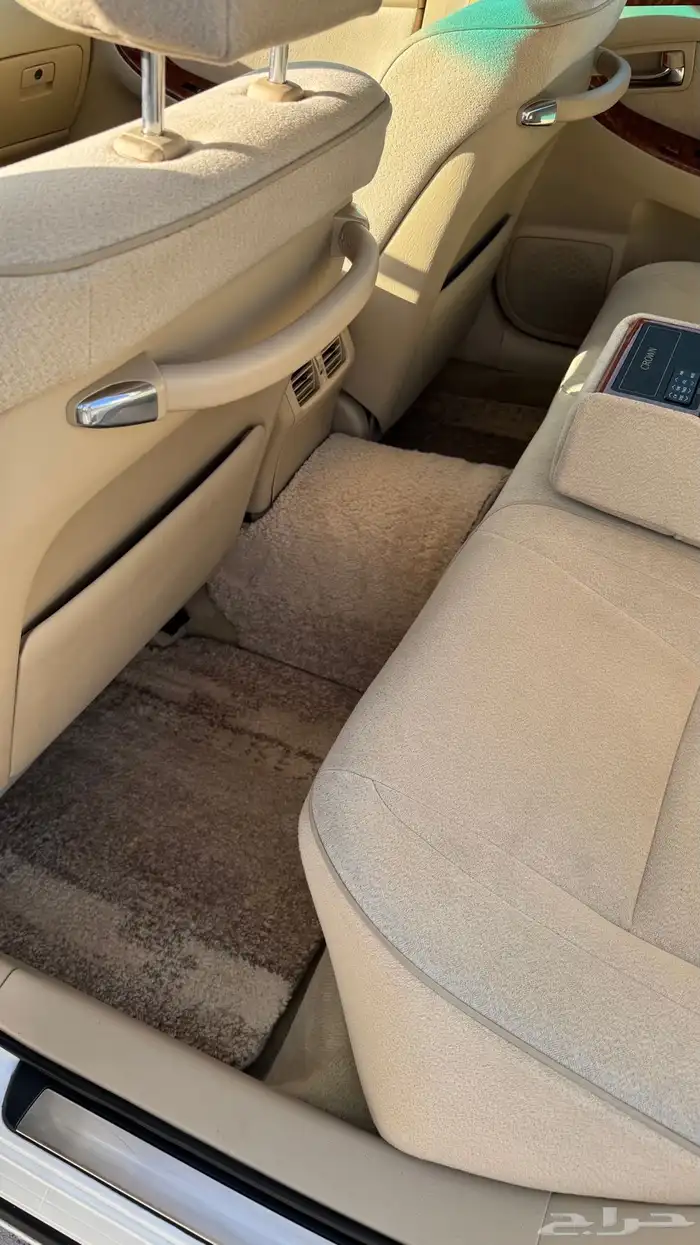 تويوتا كراون 18