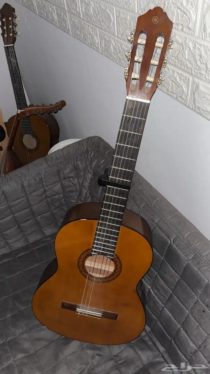 قيتار كلاسيكي ياماها مستخدم للبيع 0