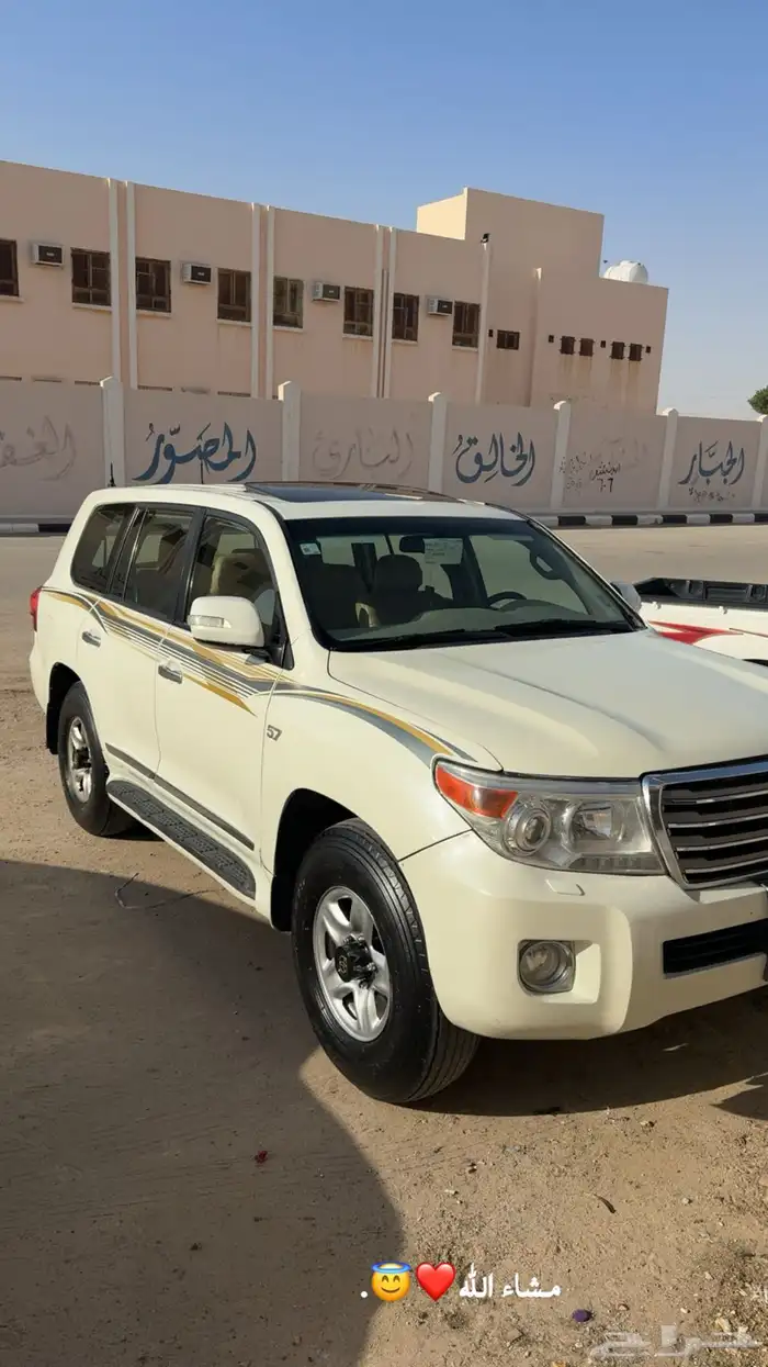 جيب لاندكروزر 2010 3