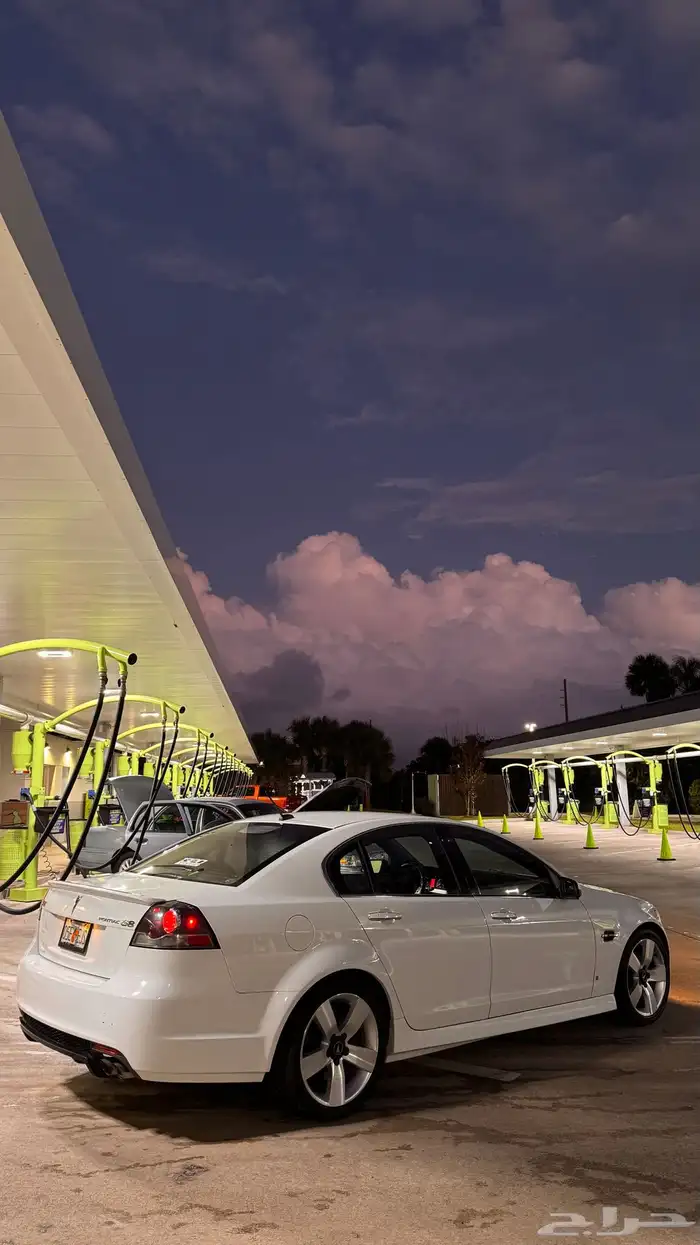 بونتياك g8 2009 21