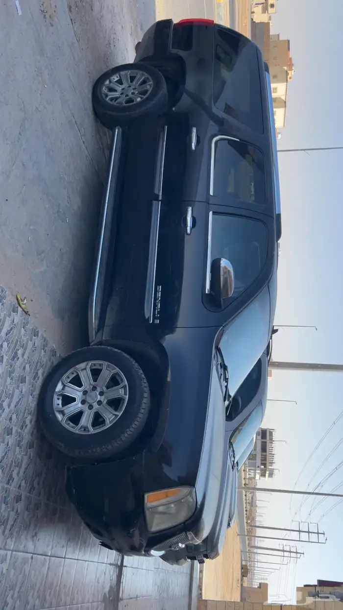 جمس دينالي 2007 لون اسود 11