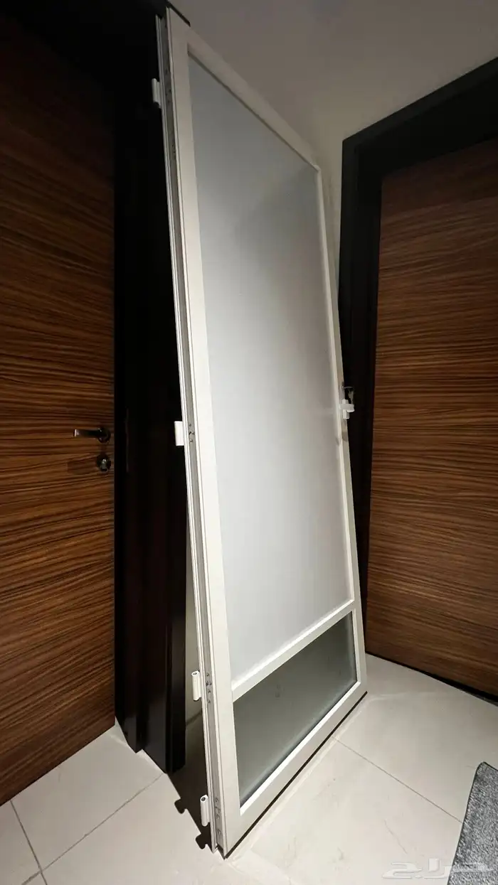 باب ألمنيوم للبيع 0