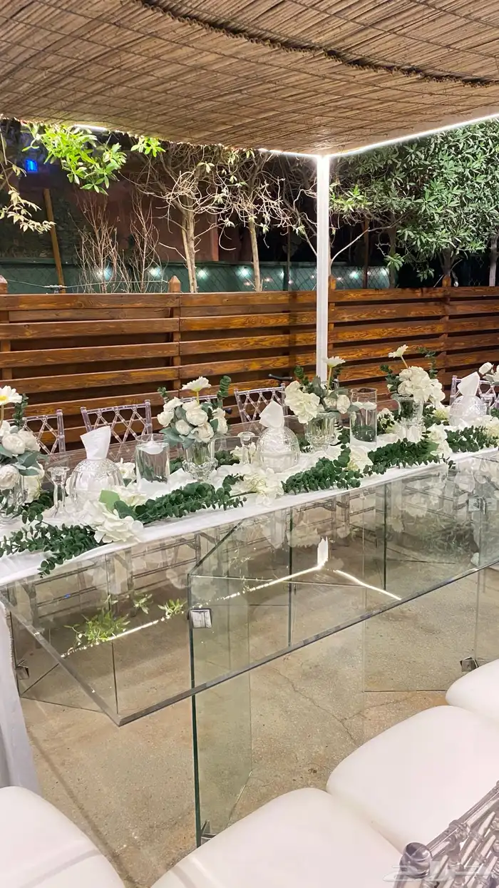 تنسيق طاولات طعام والصحون وجميع ملحقاتها 1