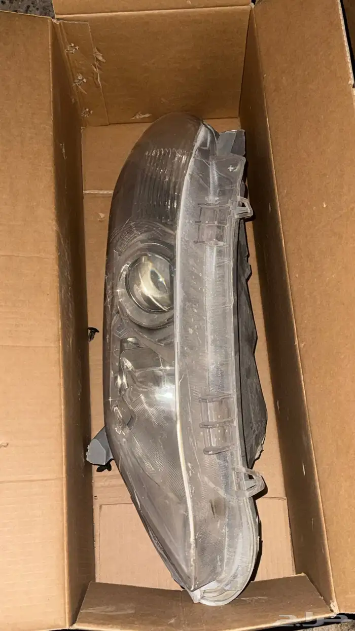 شمعة كامري يسار جهت السواق 1