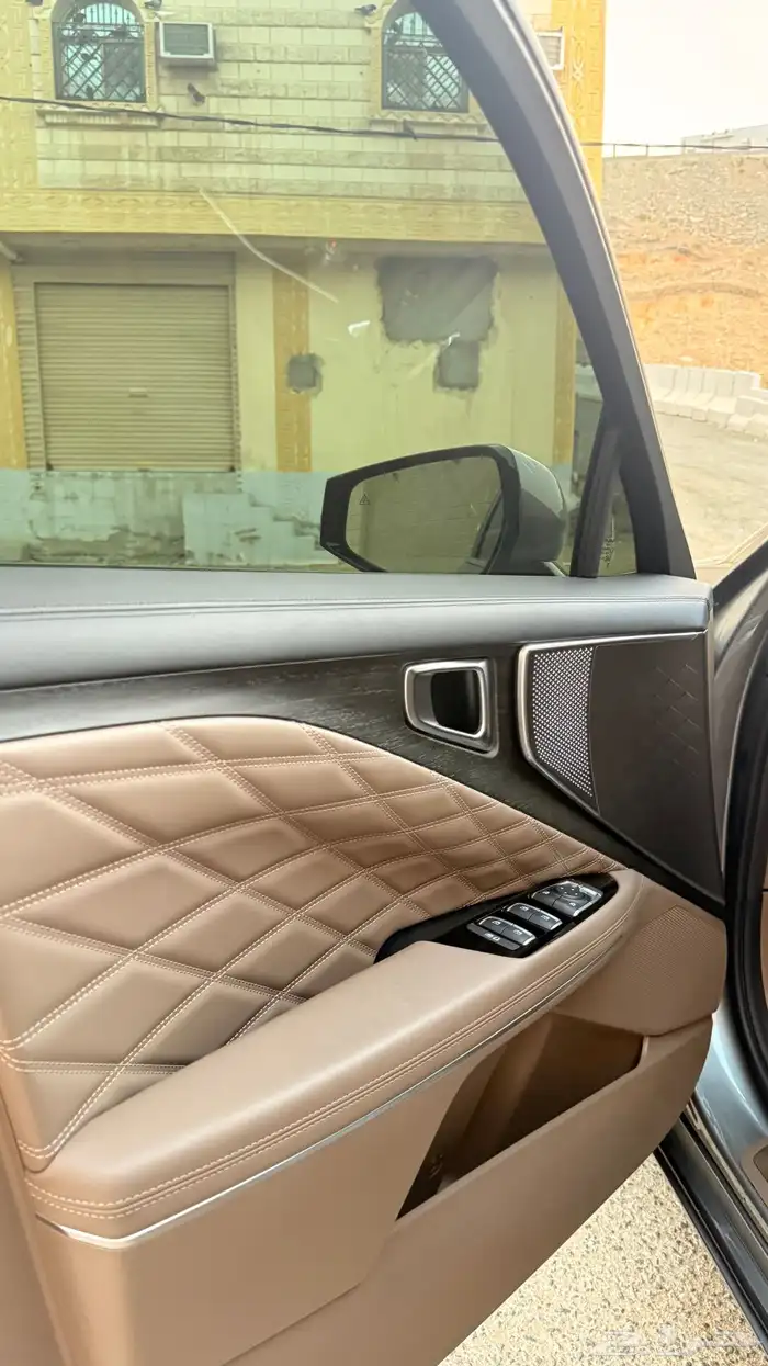 كيا K8 موديل 2022 فل اوبشن بحالة الوكالة- V6- 15