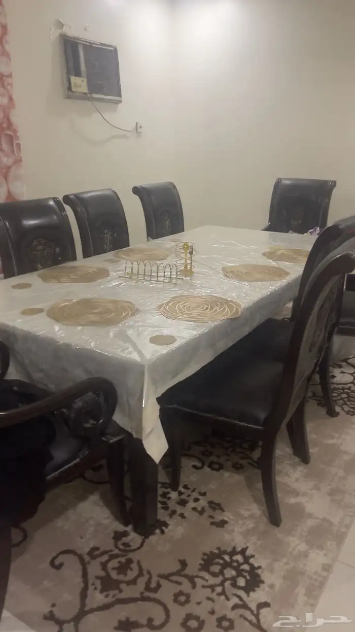 طاولة طعام 8كرتسي 0