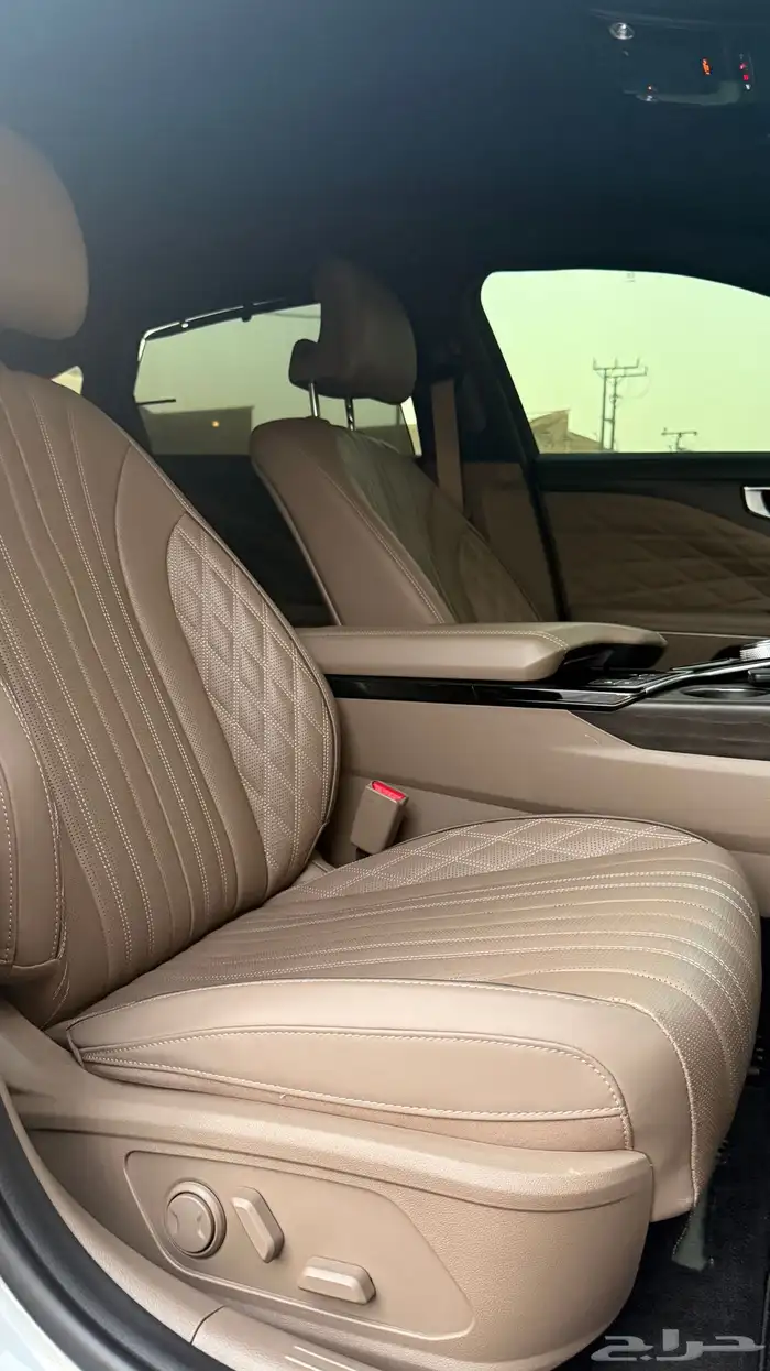 كيا K8 موديل 2022 فل اوبشن بحالة الوكالة- V6- 18